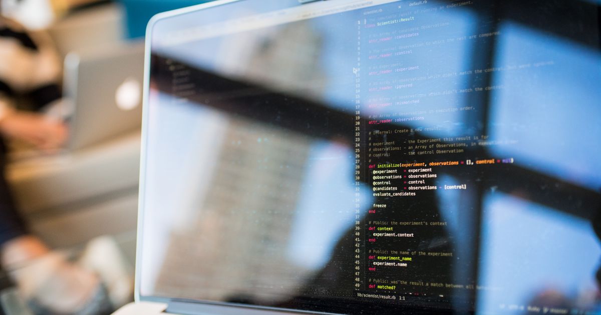 Pydantic-AI ile Tip Güvenli ve Üretim Seviyesinde Yapay Zeka Ajanları Oluşturmak